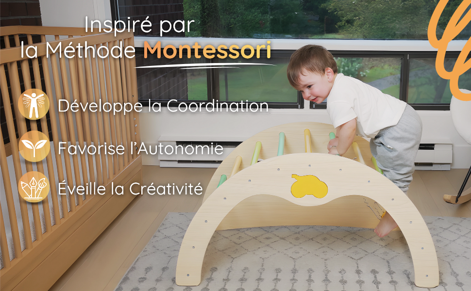 Triangle d’escalade Montessori en bois naturel Savan’Arc – motricité grossière
